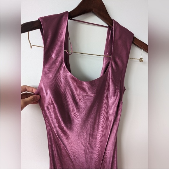 Dynamite Plum Satin Midi Dress - Picture 4 of 6